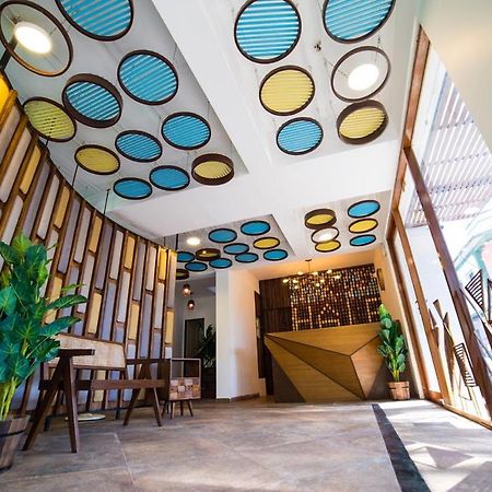 Half Hotel, Калангут Екстер'єр фото