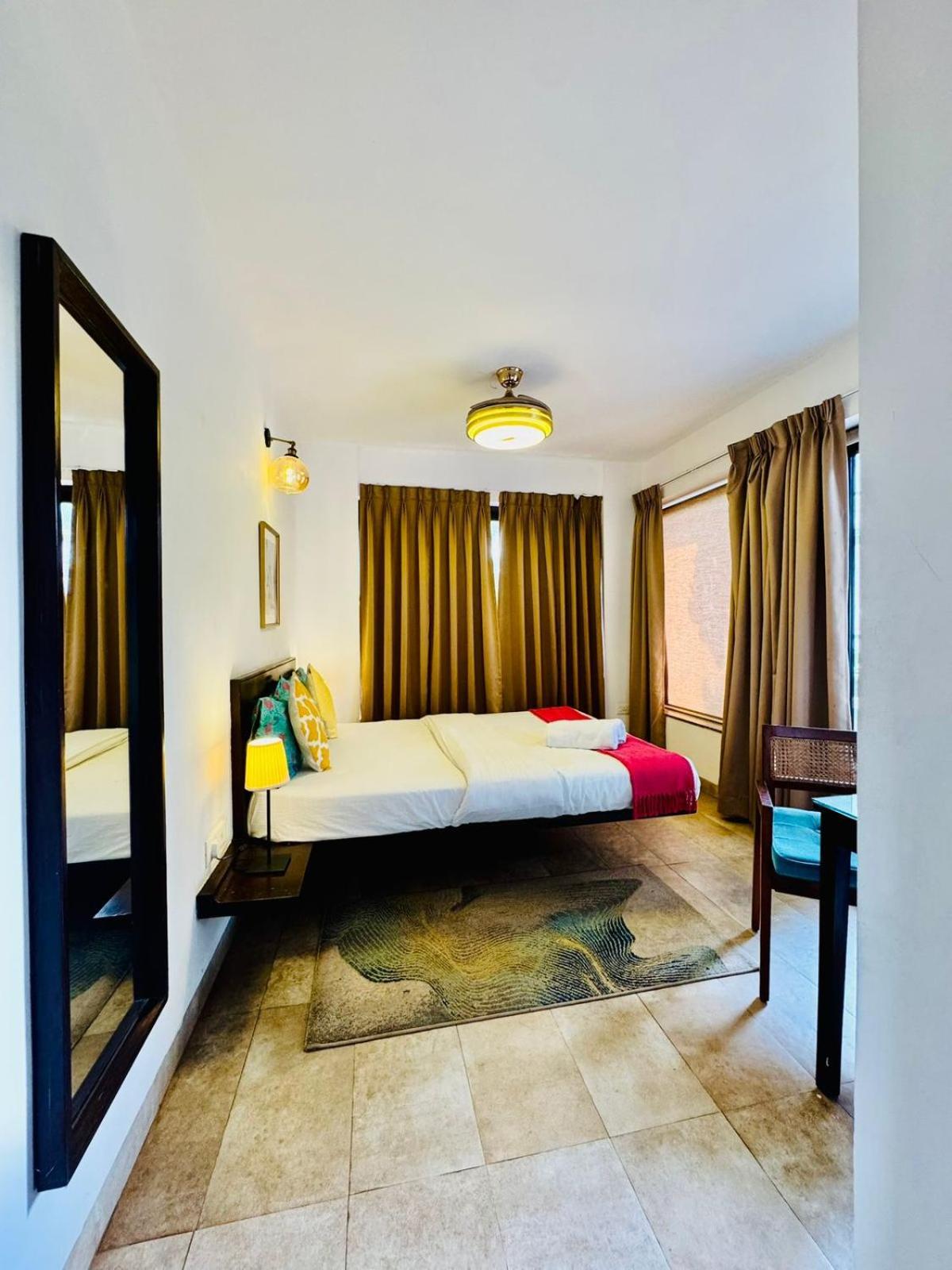 Half Hotel, Калангут Екстер'єр фото